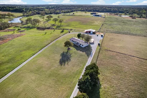 2667 Roland Rd, Whitesboro, TX 76273
