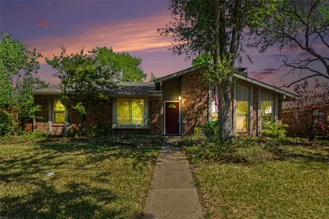 3128 Fairgate Dr, Carrollton, TX 75007