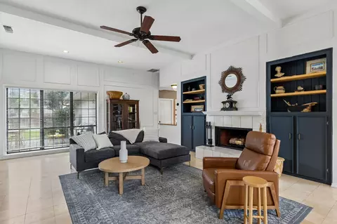 17230 Marianne Cir, Dallas, TX 75252