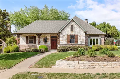 915 Glen Meadow Ct, Garland, TX 75044
