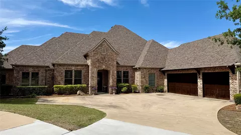 4 Raven Cir, Heath, TX 75032