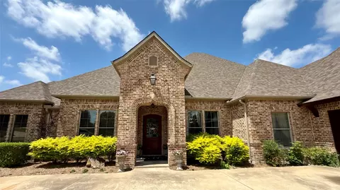 4 Raven Cir, Heath, TX 75032