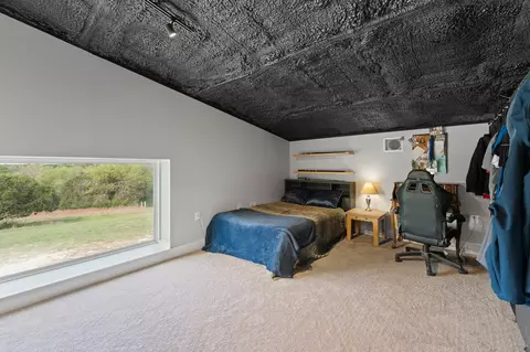Bedroom - 420 Overlook Dr, Cleburne, TX 76033 photo 6 of 7