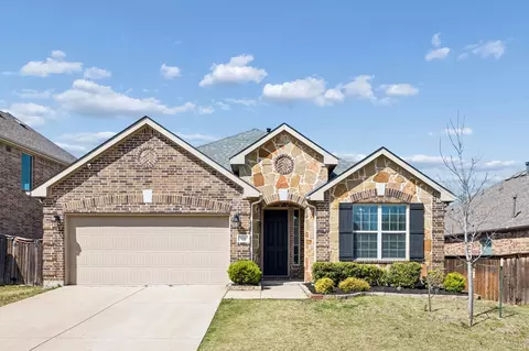 916 Llano Falls Dr, Mckinney, TX 75071