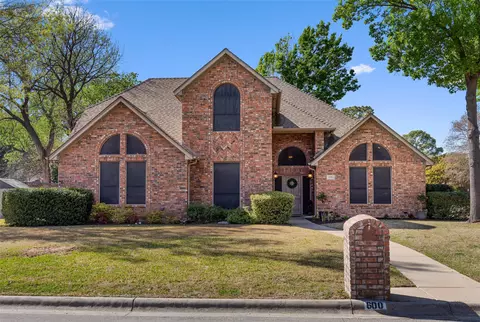 600 Ticonderoga Dr, Denton, TX 76205