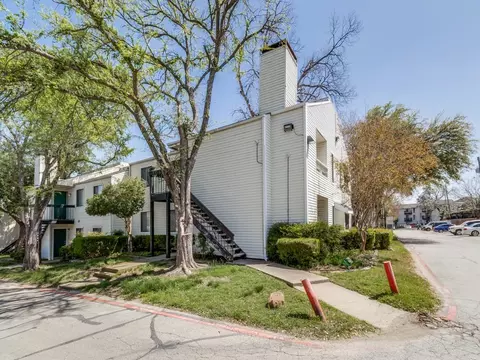 7431 Holly Hill Dr #210, Dallas, TX 75231