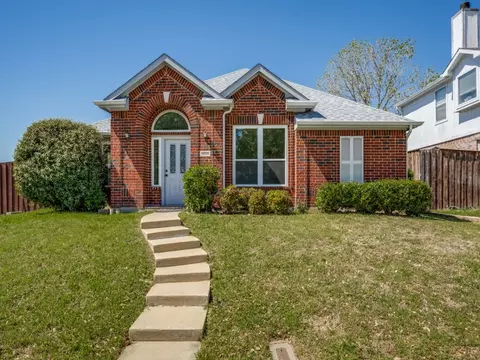 1810 Crosshaven Dr, Lewisville, TX 75077
