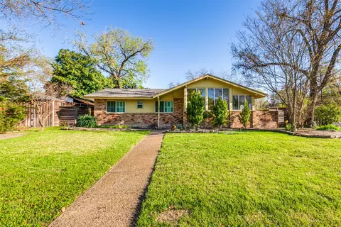 9759 Shoreview Rd, Dallas, TX 75238