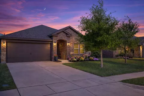 2410 Lupton St, Anna, TX 75409