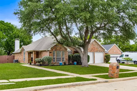 2912 Yale Dr, Flower Mound, TX 75022