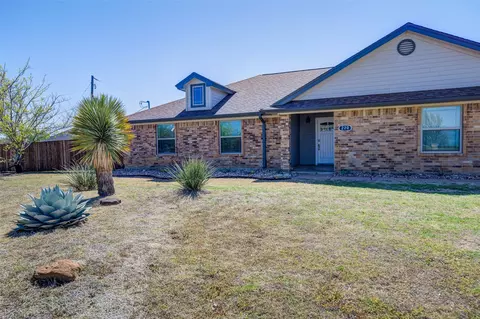 220 Odessa Dr, Haslet, TX 76052