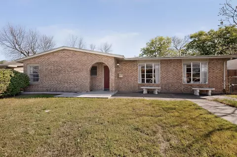 1316 Terminal Rd, Fort Worth, TX 76106