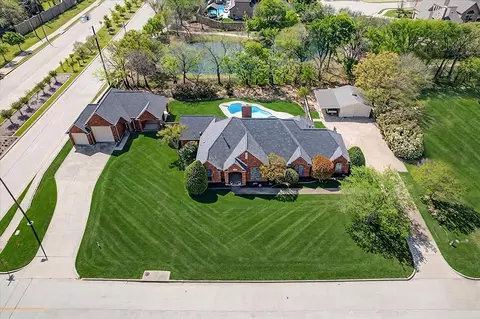 2303 Hillside Ct, Southlake, TX 76092