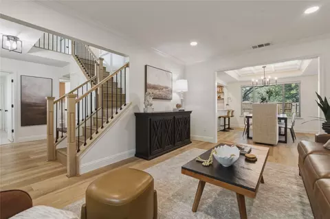 4122 Heartstone Dr, Grapevine, TX 76051