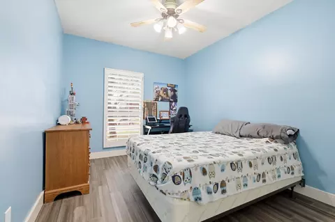 Bedroom - 1711 Copper Leaf Dr, Corinth, TX 76210 photo 3 of 6