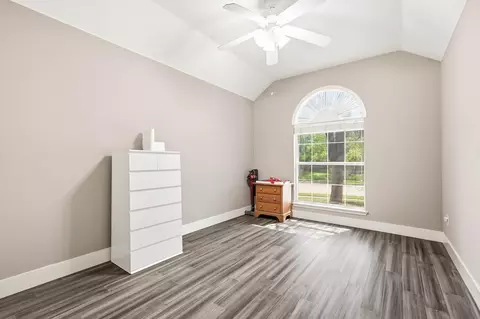 Bedroom - 1711 Copper Leaf Dr, Corinth, TX 76210 photo 6 of 6