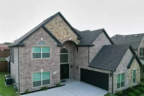 105 Wild River Ct, Desoto, TX 75115