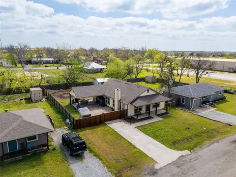 View/Area - 105 S 6th St, Celeste, TX 75423 photo 6 of 6
