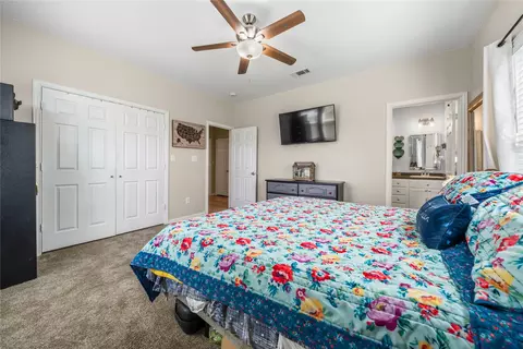 Bedroom - 105 S 6th St, Celeste, TX 75423 photo 3 of 4