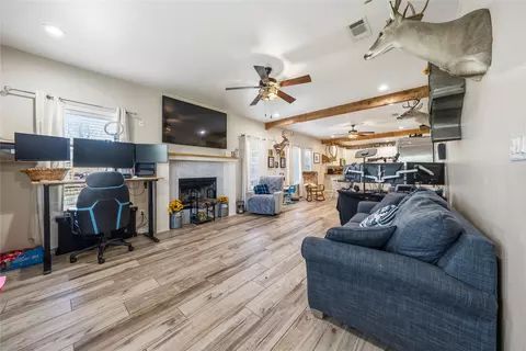 Living - 105 S 6th St, Celeste, TX 75423 photo 1 of 1