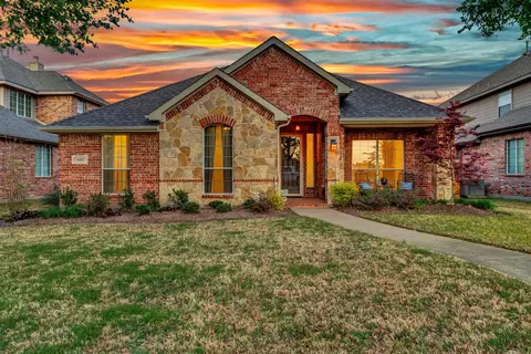 6810 Lee Meadow Dr, Frisco, TX 75035