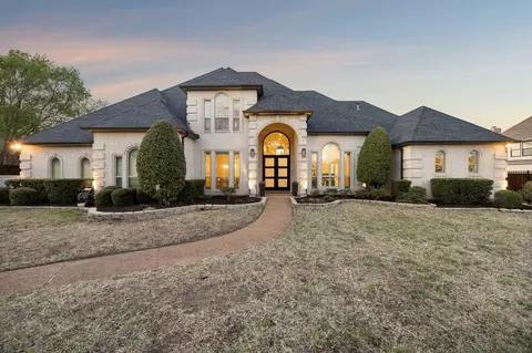 104 Harvard Dr, Southlake, TX 76092