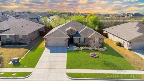 1907 Heritage Ct, Cleburne, TX 76033