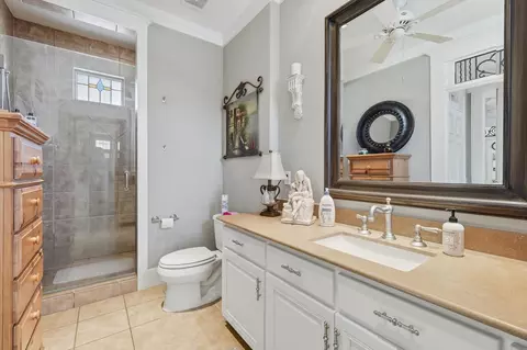 Bath - 307 Denton St E, Argyle, TX 76226 photo 3 of 6