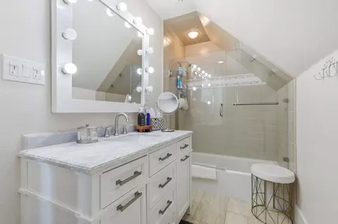 Bath - 307 Denton St E, Argyle, TX 76226 photo 6 of 6
