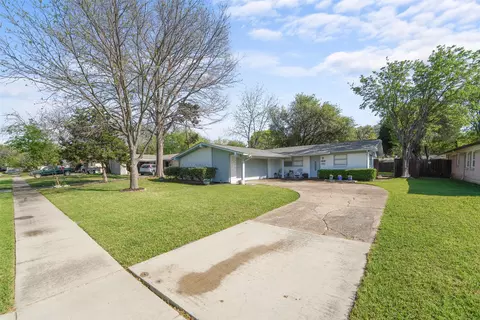 3218 Modella Ave, Dallas, TX 75229