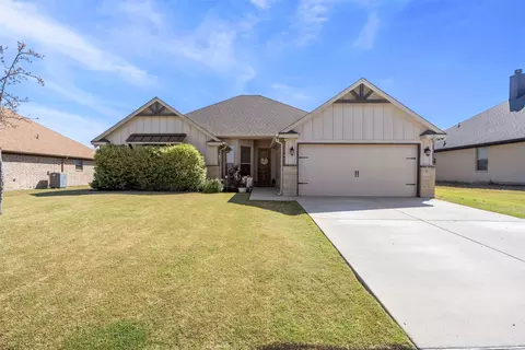 209 Bayless Ave, Godley, TX 76044