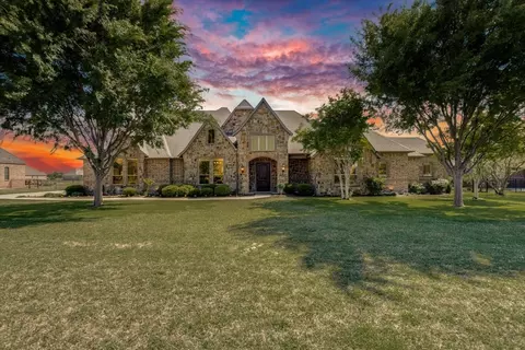 1929 Canyon Rd, Celina, TX 75009