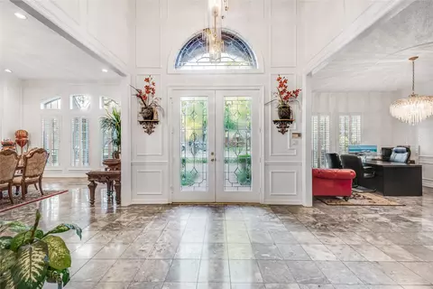 7204 Debbe Dr, Dallas, TX 75252