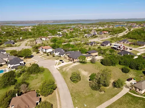 2617 Whispering Oaks Cv, Cedar Hill, TX 75104
