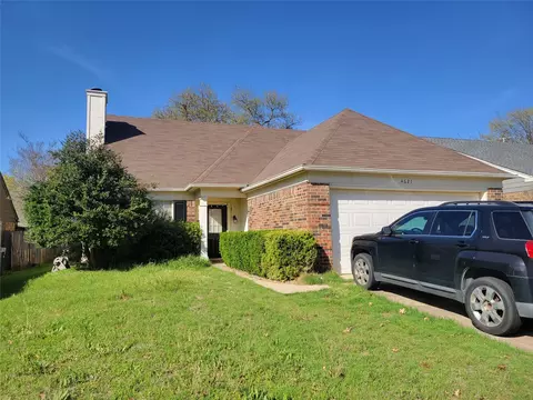 4621 Greenfern Ln, Fort Worth, TX 76137