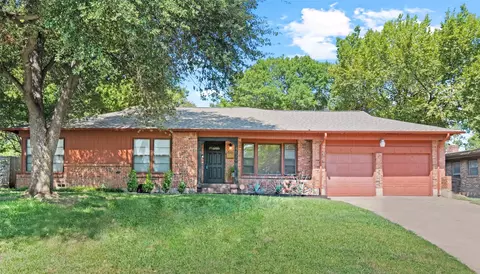 4120 Rothington Rd, Fort Worth, TX 76116