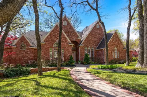 303 W Charlottesville Ave, Colleyville, TX 76034