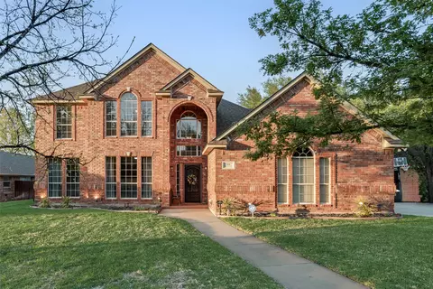 119 Greenhill Trl S, Trophy Club, TX 76262