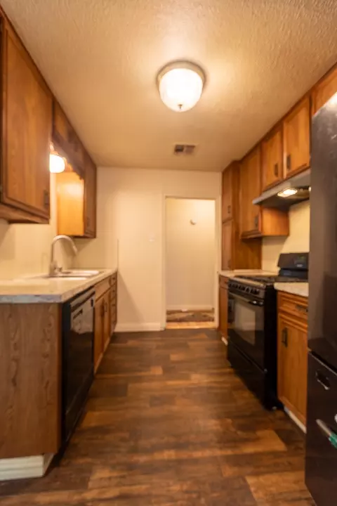 Kitchen - 1630 Mckenzie Ave, Waco, TX 76708 photo 1 of 2