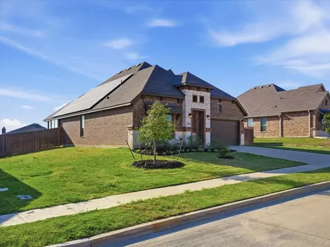 6505 Molly Anita Dr, Joshua, TX 76058