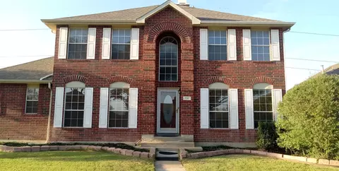 707 E Grubb Dr, Mesquite, TX 75149