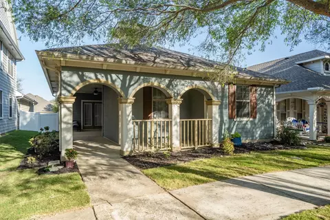 1008 Grey Fox Dr, Savannah, TX 76227