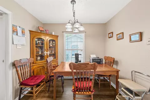 Dining - 3528 N 25th St, Waco, TX 76708 photo 1 of 2