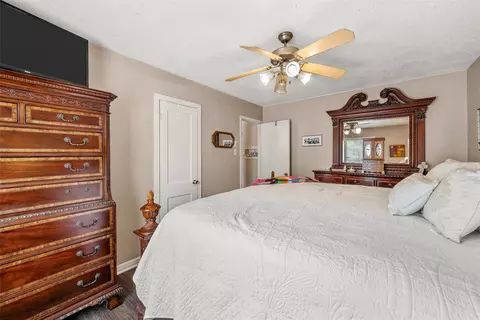 Bedroom - 3528 N 25th St, Waco, TX 76708 photo 4 of 4