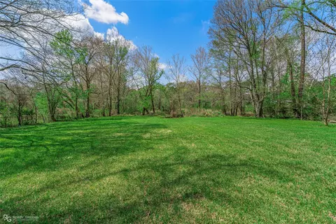 Exterior - 224 Prysock Rd, Doyline, LA 71023 photo 7 of 10