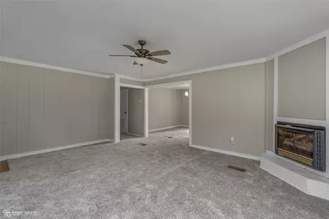 Living - 224 Prysock Rd, Doyline, LA 71023 photo 4 of 5