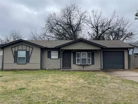 128 Cindy Ln, Burleson, TX 76028