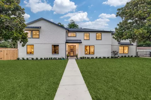 11207 Dwarfs Cir, Dallas, TX 75229
