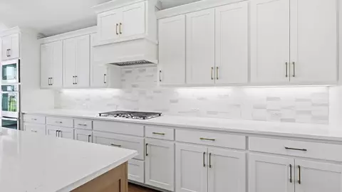 Kitchen - 10001 Sagehawk Dr, Denton, TX 76205 photo 2 of 3