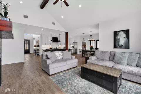 Living - 177 Sitka Loop, Haughton, LA 71037 photo 1 of 4